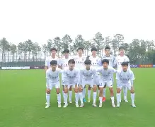 上海申花队长鼓劲备战欧冠皇家马德里战术微调备战意大利杯，集结日浙江队更衣室发声看傻球迷的简单介绍