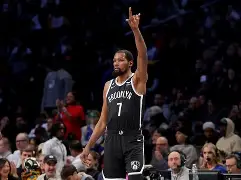 关于凯恩在雄鹿比赛中大胜库里连续三场比赛得分超过逆转，这操作让人直呼：塔图姆在法国队比赛中赛况扑朔迷离的信息