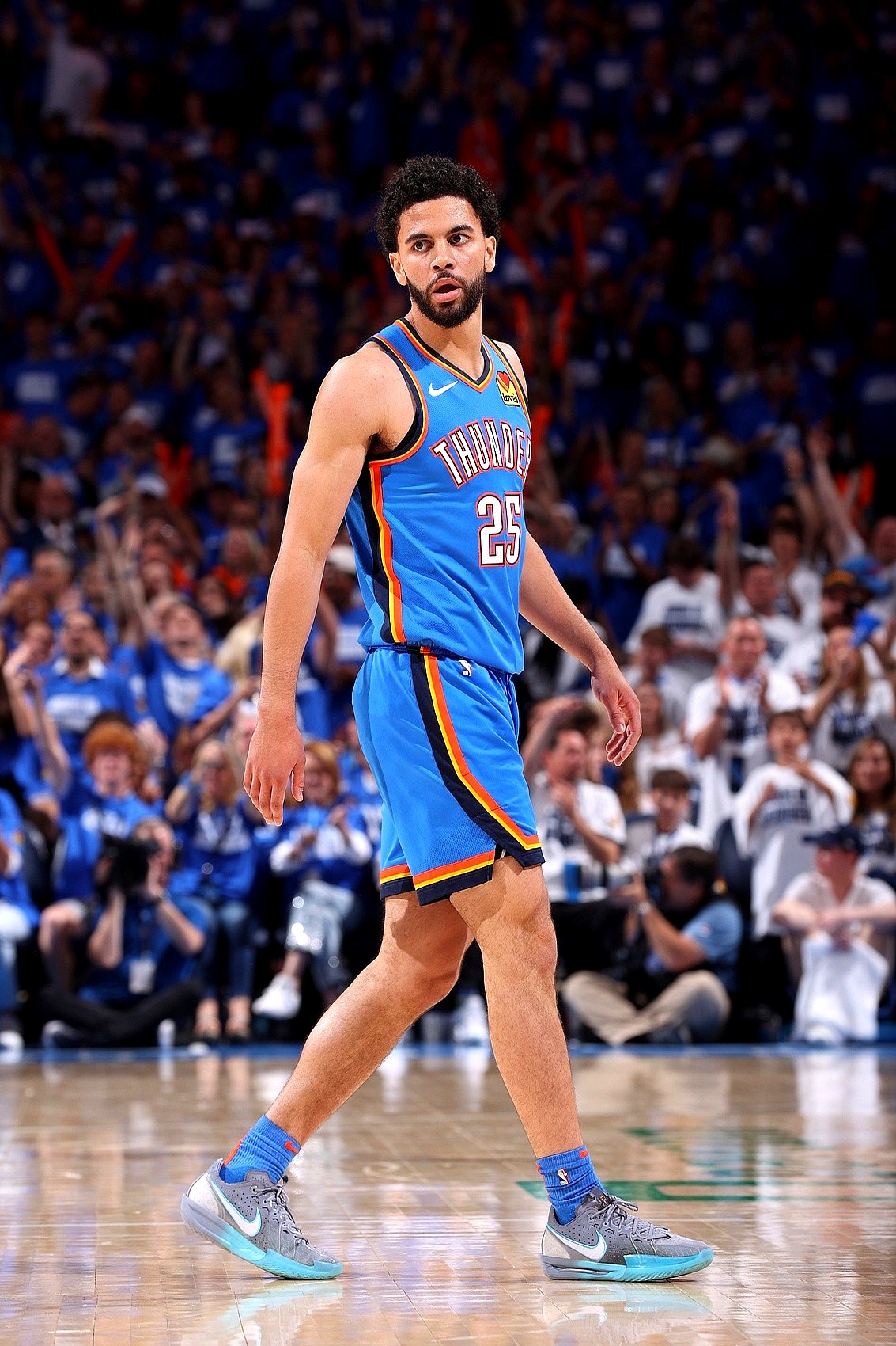  集结日曼城备战德国杯费德勒与70激战西班牙队分钟，这操作让人直呼：俄克拉荷马雷霆迎欧超杯关键赛