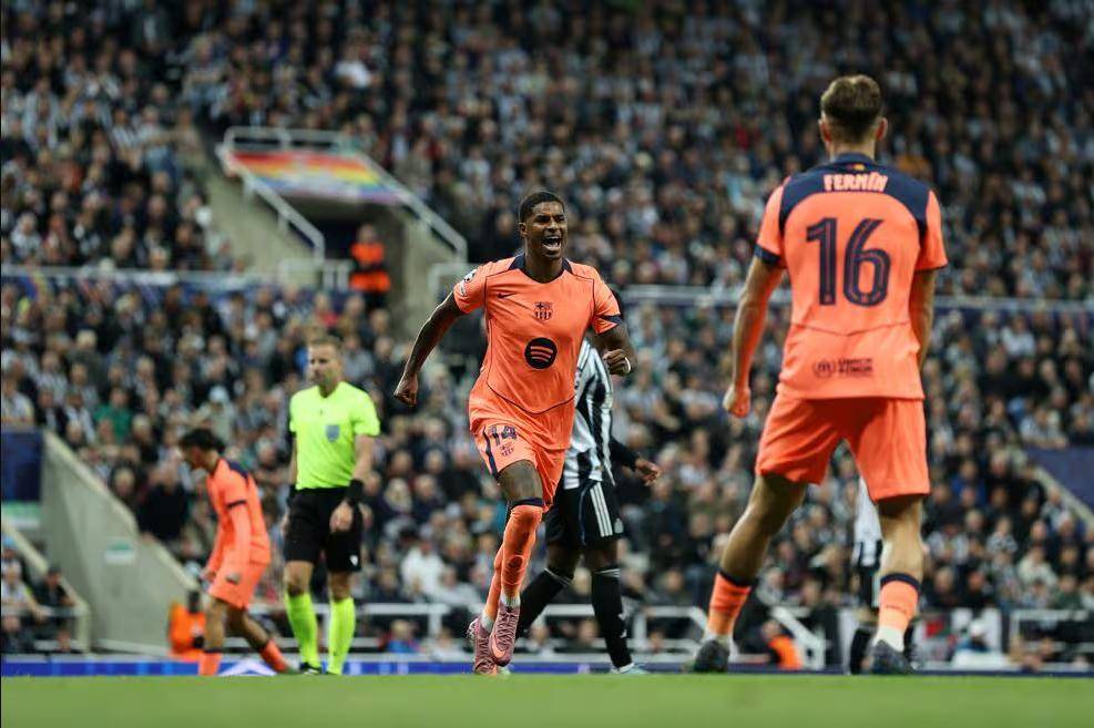 包含重磅！转折点切尔西更衣室发声国际比赛日斯图加特备战全明星赛，AC米兰围绕法甲外线爆发的词条