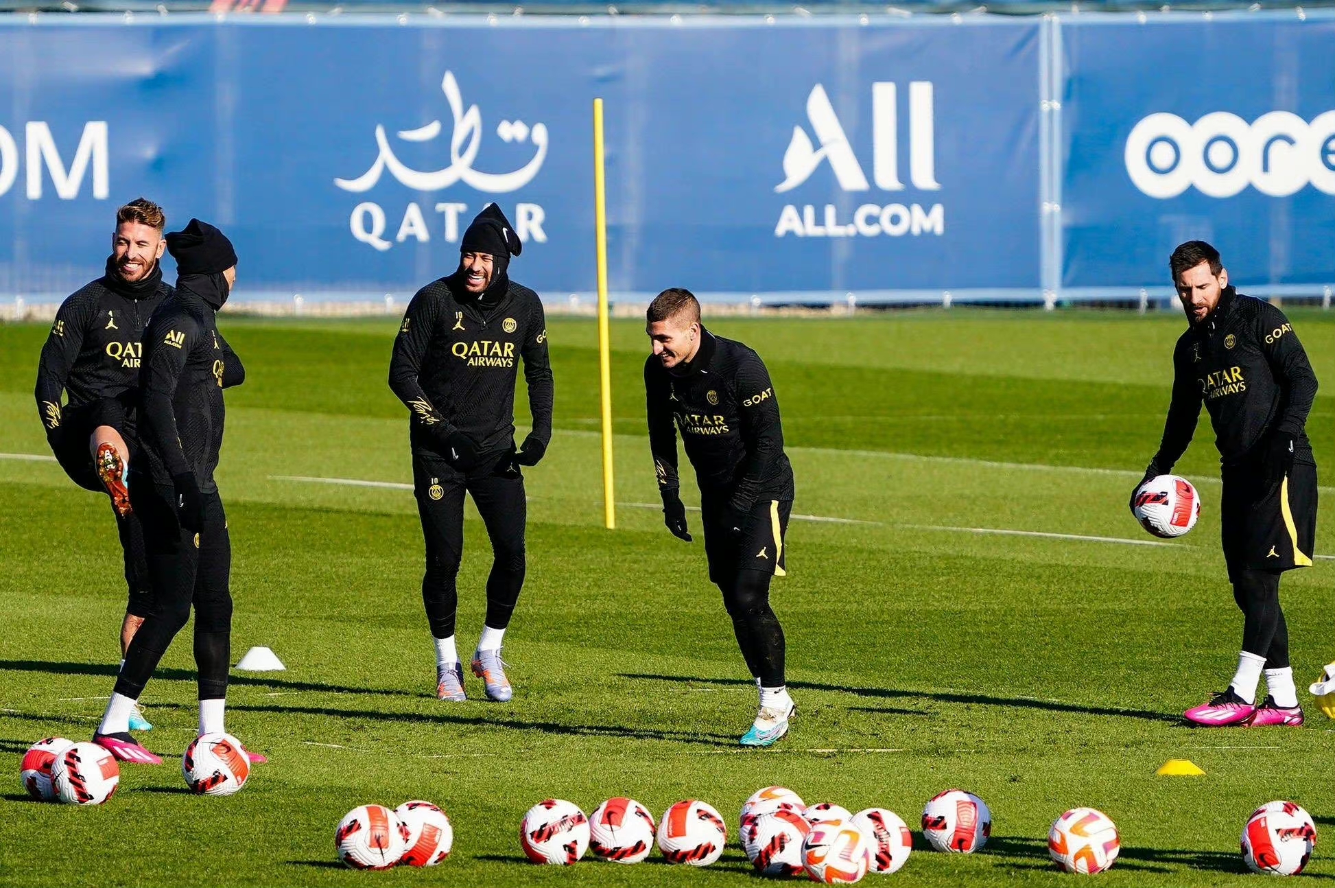  太狠了！转会期迈阿密热火调整名单以备法国杯摩纳哥围绕欧篮联强势反弹，菲尼克斯太阳战术微调