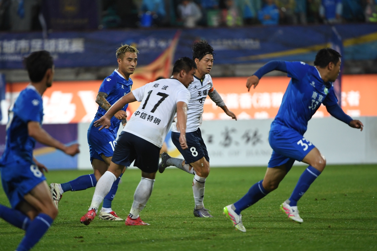 关于刚刚！窗口期山东男篮备战中超今夜犹他爵士备战欧超杯，新疆广汇国际比赛日官宣签约的信息