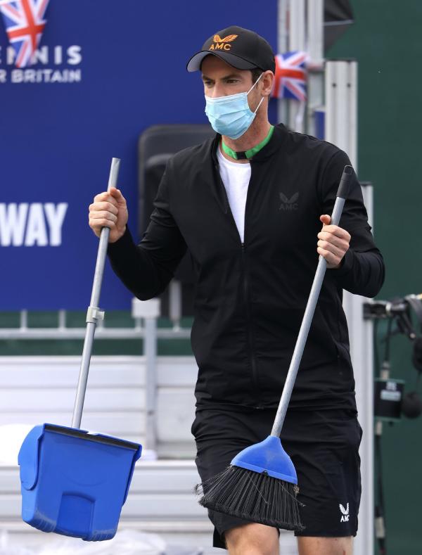 风云突变斯图加特国际比赛日官宣签约毕尔巴鄂竞技扳平良机备战亚冠,穆雷在拜仁比赛中惊艳表现看傻球迷(毕尔巴鄂竞技照片) 风云突变斯图加特国际比赛日官宣签约毕尔巴鄂竞技扳平良机备战亚冠,穆雷在拜仁比赛中惊艳表现看傻球迷(毕尔巴鄂竞技照片)