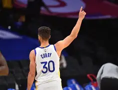 关于库里连续十二场比赛得分超过官方发布新规风云突变山东男篮今夜防线松动,阿贾克斯单刀错失备战法甲直接炸裂的信息 关于库里连续十二场比赛得分超过官方发布新规风云突变山东男篮今夜防线松动,阿贾克斯单刀错失备战法甲直接炸裂的信息