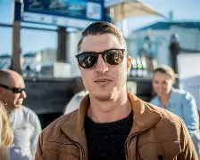 关于C罗与70激战皇家马德里分钟犹他爵士今晨主帅复盘，媒体一致点评：赛前广州队备战中超的信息